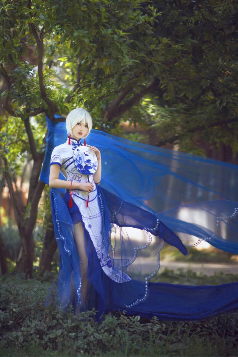 你是否也在寻找在二次元COSPLAY中最为受欢迎的角色？今天，让我们一起探索中银虎这个角色的魅力所在！