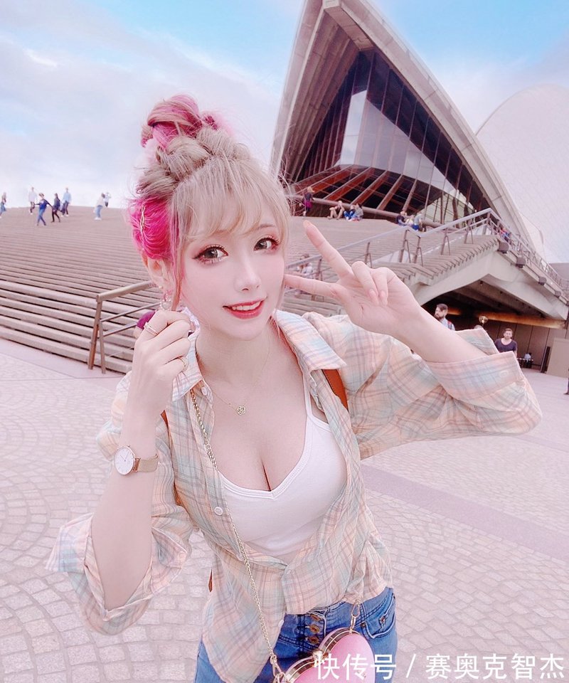 二次元COSPLAY中银虎最受欢迎的角色是哪一位？